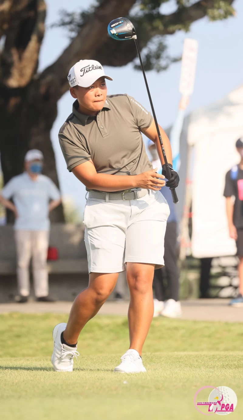 第二回合梁宜羚74.75兩天以5暫並列第三。鍾豐榮攝影
