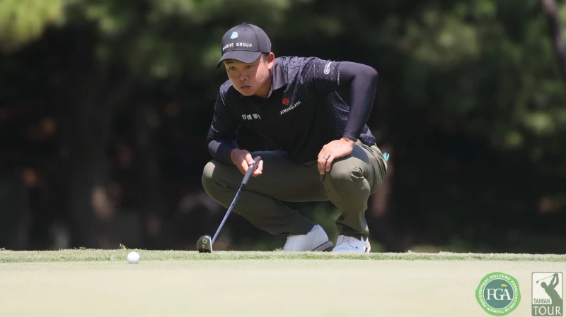 第二回合李玠柏擊出66桿兩天以 5暫並列第三。鍾豐榮攝影