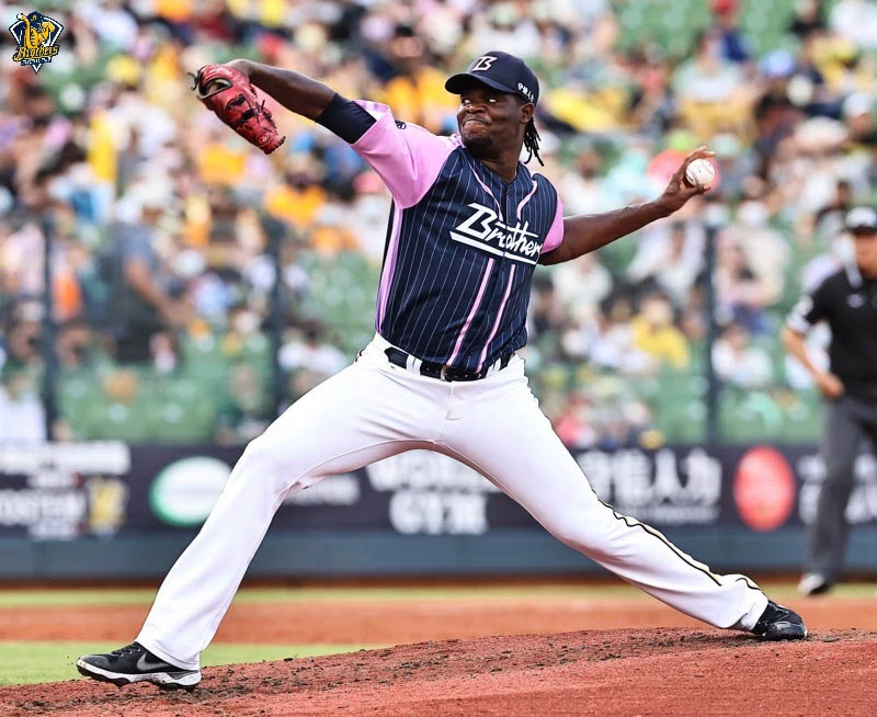 德保拉7局好投。中信兄弟提供
