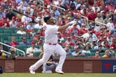 「普神」普荷斯(Albert Pujols)轟出第689支全壘打。摘自紅雀推特
