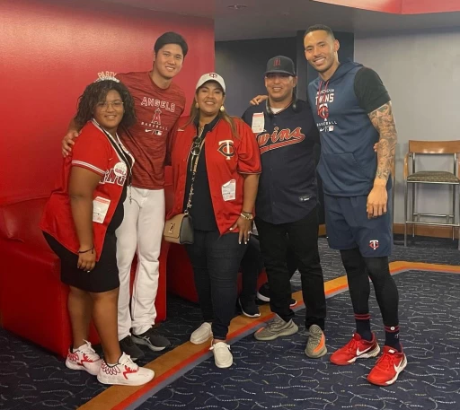 明尼蘇達雙城游擊手柯瑞亞（Carlos Correa）的妹妹特別到現場看偶像大谷翔平。摘自lillymiu IG