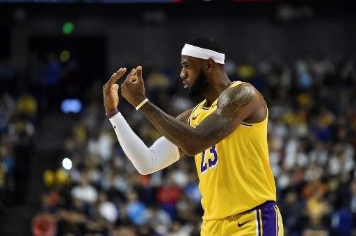 Lebron James與湖人續約。法新社