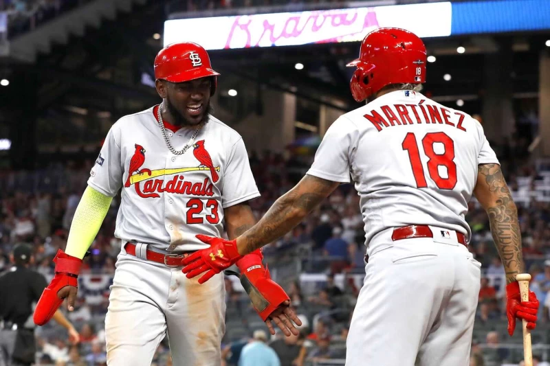 勇士「問題重砲」歐蘇納(Marcell Ozuna,左)酒駕被捕畫面曝光。法新社