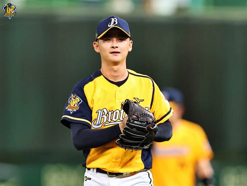 吳哲源獲得火力支援奪下第6勝。中信兄弟提供