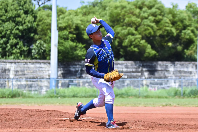 台中健行小牛羅浩毓完投6局送8K。大會提供