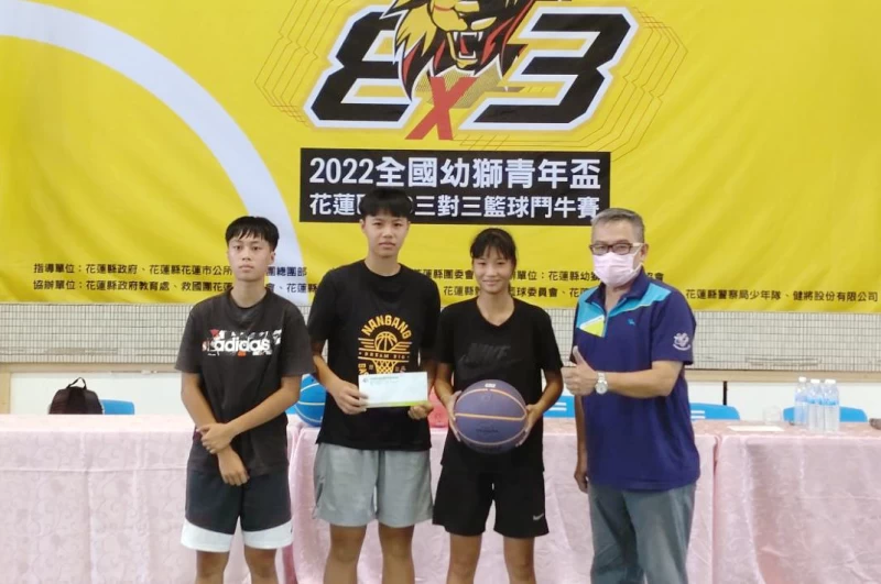 高中職女子組冠軍為四維高中組成的你們都是來搶第二的。救國團花蓮團委會提供