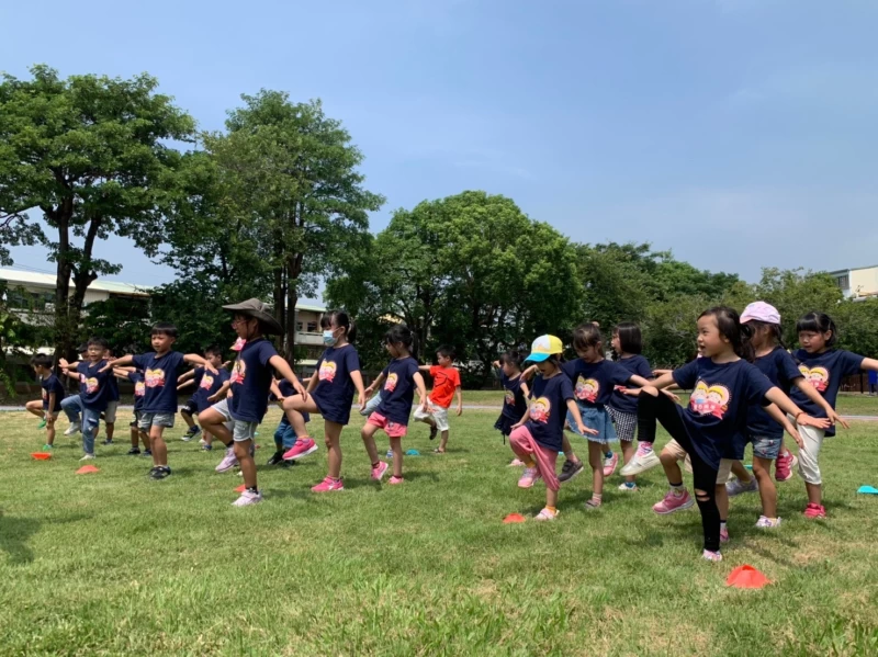 迷你足球課程深受歡迎大獲好評，報名參與踴躍。（圖／台中市運動局提供）