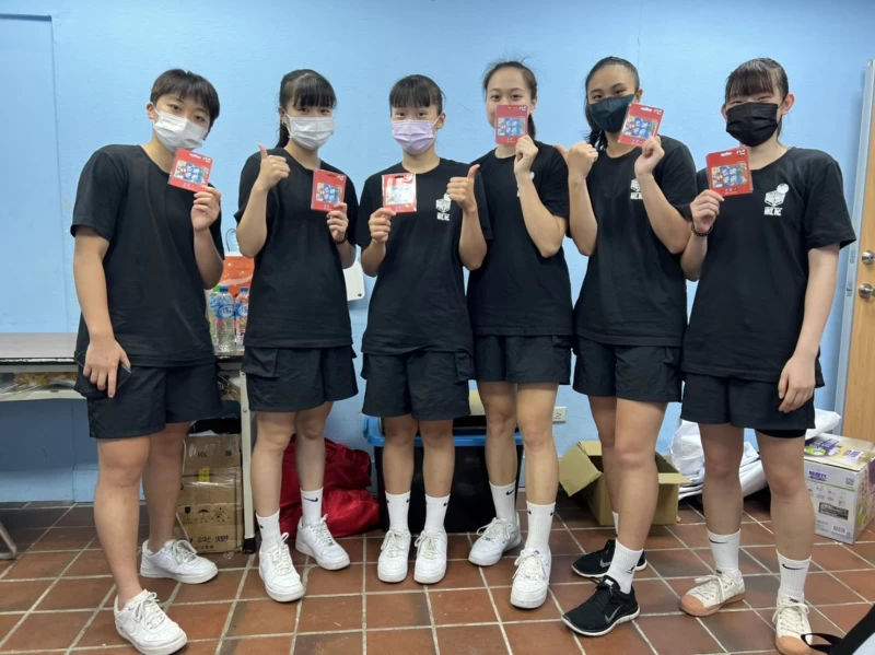 台科精兵六俠葉致彤(左起)李若瑋、陳佳妤、艾郁婕、王禹雯、呂佳諺。大會提供