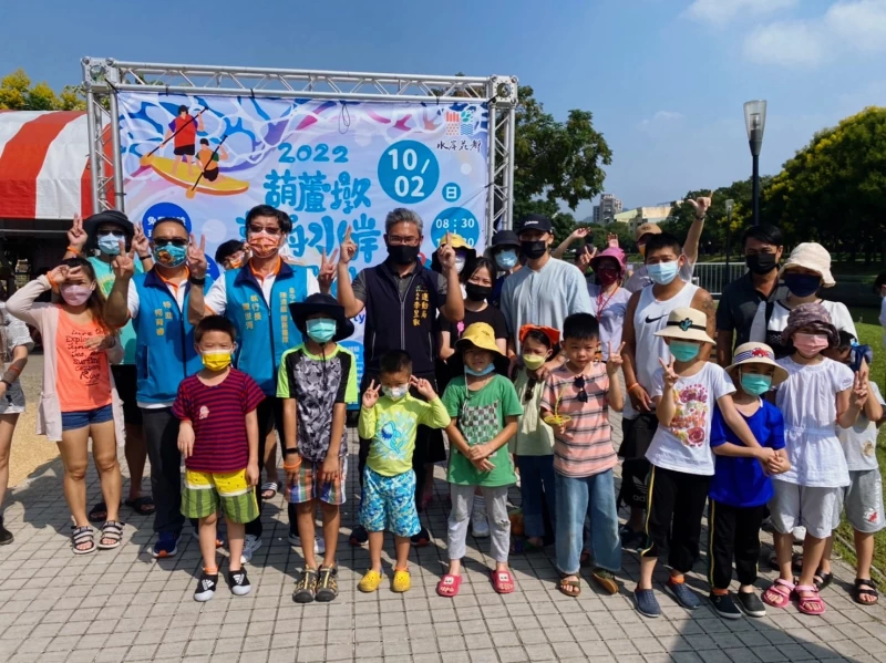 運動局李昱叡局長出席活動 與民眾同樂。(台中運動局提供)