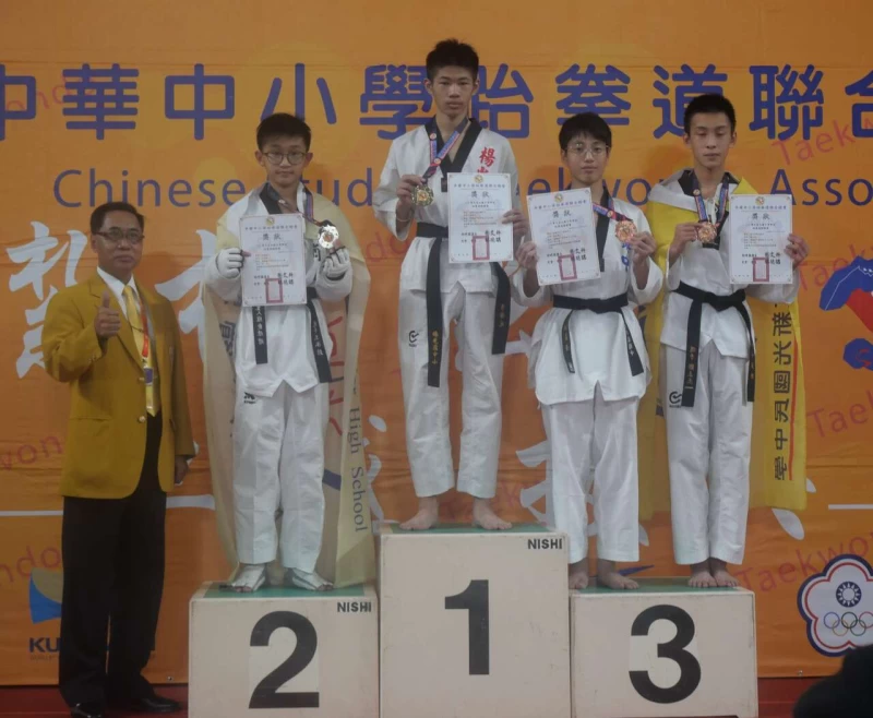 楊光國中李霽元中7連勝才摘金。大會提供