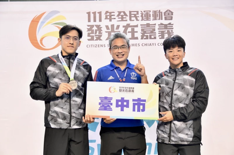 何品莉選手在水上救生及蹼泳項目表現突出 計有3項次破大會 3項次破全國紀錄。（台中運動局提供）