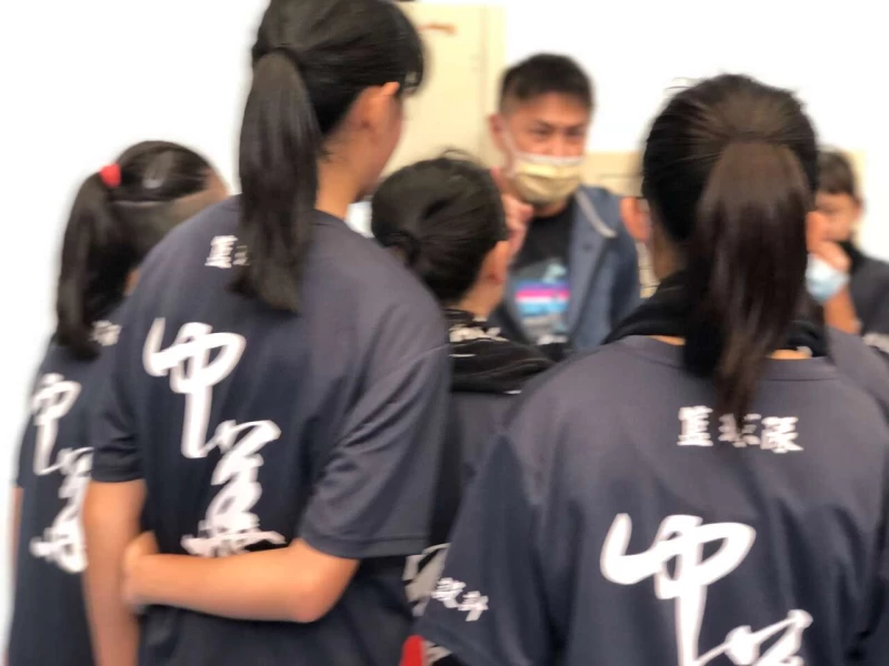 游宸翔帶兵帶心尤重精神講話。大會提供