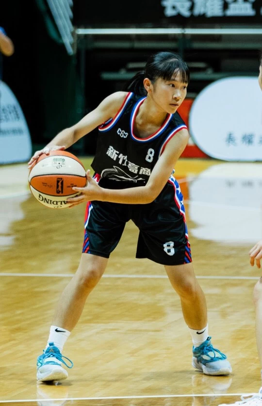竹商三朝元老楊語蓁繼長耀盃單場33分後再飆31分資格賽3連勝提前晉級。大會提供