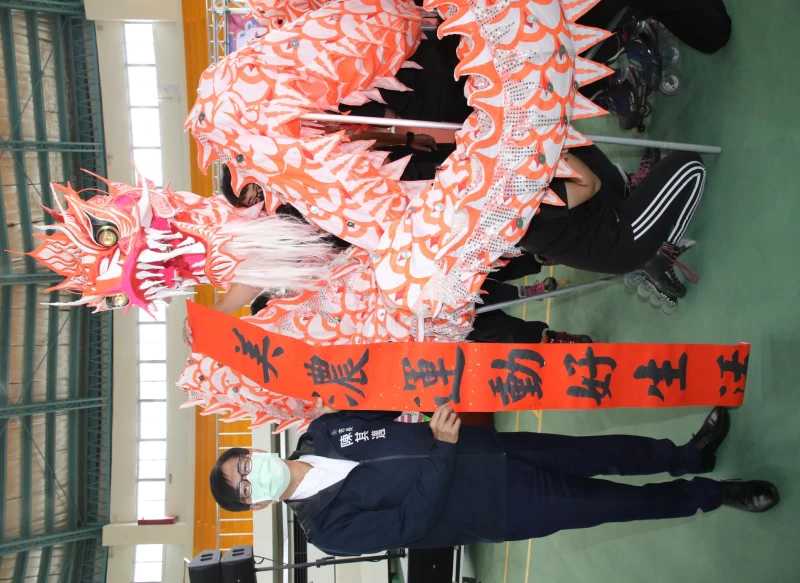 高雄市長陳其邁為美濃運動中心開幕。高雄運發局提供