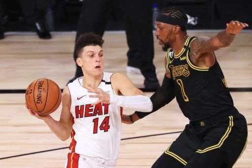 熱火英雄哥(Tyler Herro)狂轟全場最高的34分,以6成的三分球命中率投近五顆。法新社