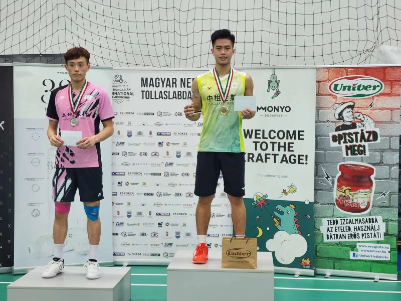 李佳豪(右)金牌、林俊易摘銀。中租提供