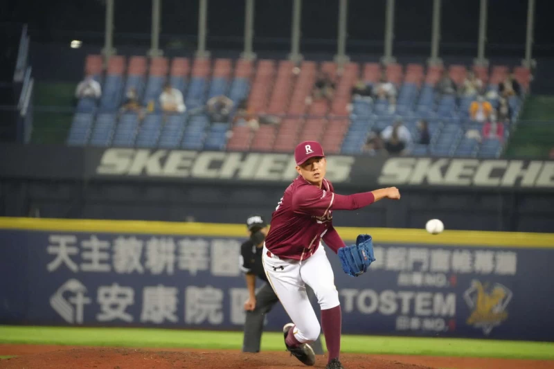 黃子鵬4.1局丟6分。黃士綸攝
