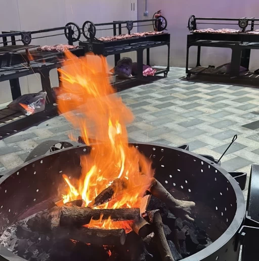 中南美洲球隊都幫球員準備好阿薩多(asado)烤肉。摘自阿根廷隊推特