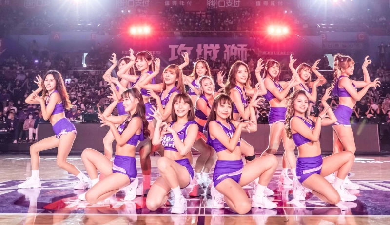 Muse Girls主場開幕戰全員到齊 女孩應援商品熱銷。官方提供