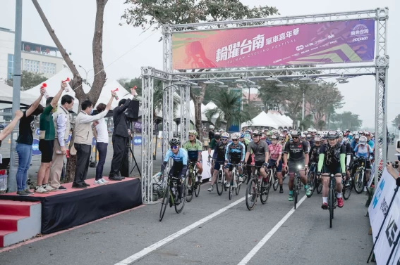 2022輪躍台南二千車友騎聚。輪動台灣運動協會提供
