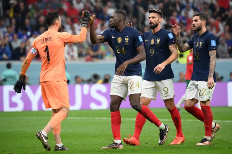 法國門將 Lloris 由於場上後衛有著更多的上前進攻。法新社