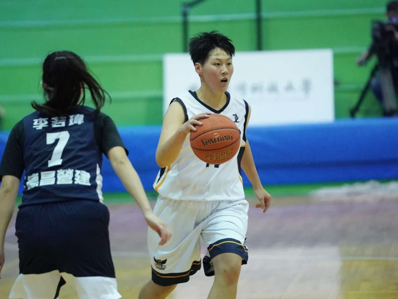 臺北商大簡彣倞飆21分創個人UBA生涯新高。大會提供