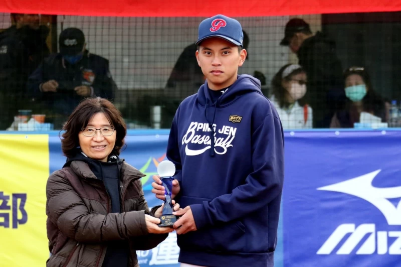 黃錦豪復出貢獻大拿MVP。大會提供