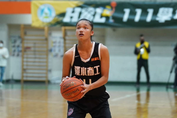 最強女高中生蕭豫玟準30、20。大會提供