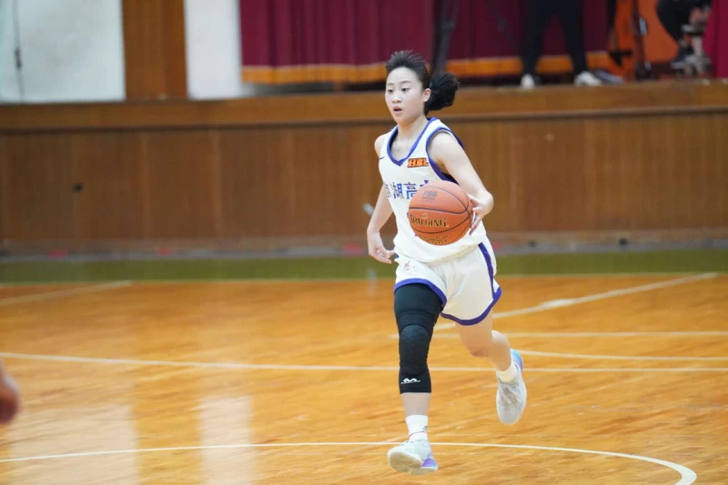 南湖一姊隊長連容纓13分4助攻。大會提供