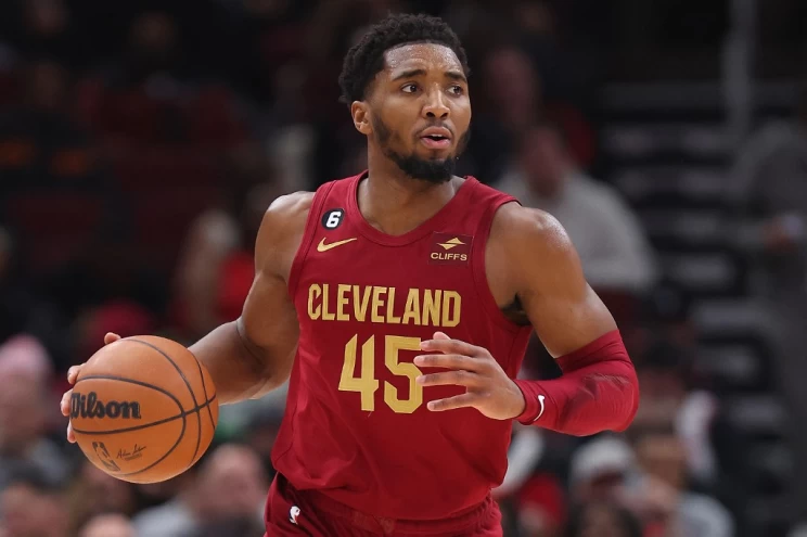 米切爾單場砍71分11助攻, NBA史上第1人。(法新社)