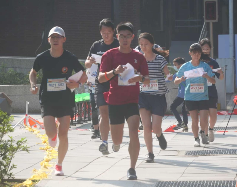 全國菁英盃定向越野短距離錦標賽暨全國排名賽共有近200人參賽。大會提供