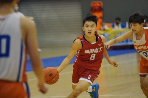 神岡黃瀚陞三分球9投中6加上10罰中9,個人JHBL兩季單場次高的37分 。大會提供