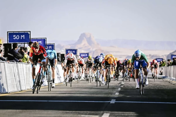 米蘭和他的銳克多戰馬在決勝衝刺中擊退格魯內維亨勝出。Saudi Tour提供