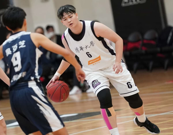 清華大學丁芷容3分8助攻。大會提供
