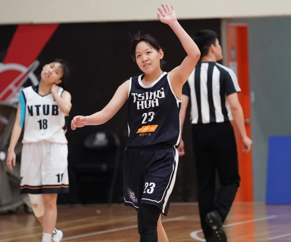 清華大學張聿敏21分13籃板8助攻。大會提供