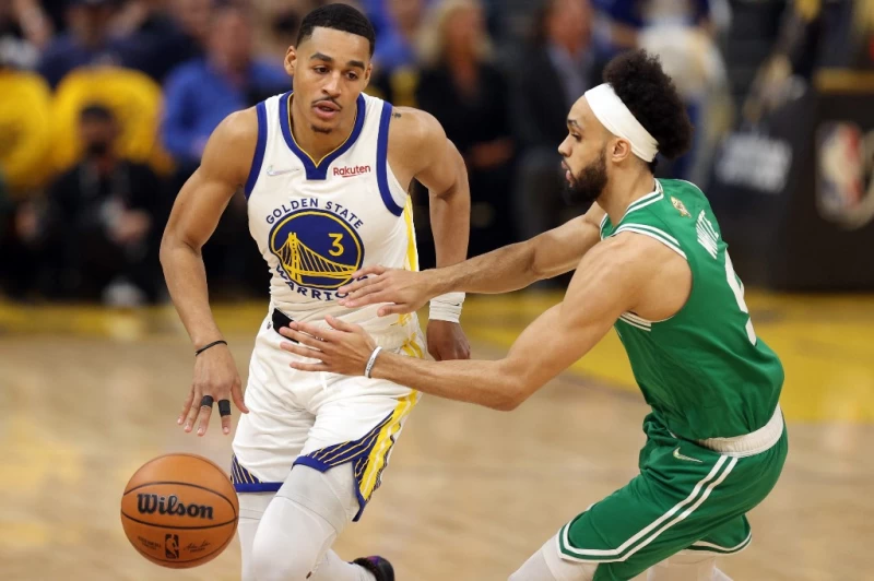 柯瑞先發位置就會由普爾(Jordan Poole)來擔任，防守效率直又得下滑不少。法新社
