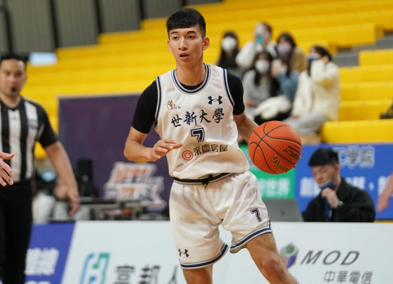 世新大學張俊生29分含6記外線。大會提供