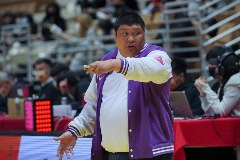 光復變陣祭出壓箱寶小贏跨季17連勝,但教練陳定杰憂心 。大會提供
