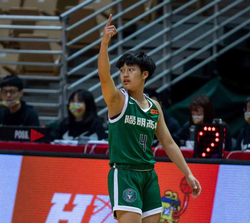 陽明高三後衛江子柔14分8籃板7抄截。大會提供