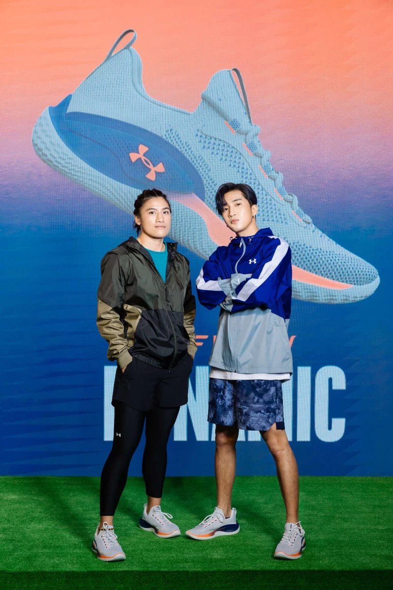 拳擊女王 陳念琴及新世代創作才子 婁峻碩上腳全新UA FLOW DYNAMIC多功能訓練鞋,以專業訓練與日常運動兩種不同面向分享自己的訓練菜單。官方提供