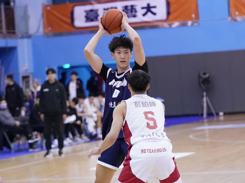 臺灣藝大范智堯11分10籃板。大會提供