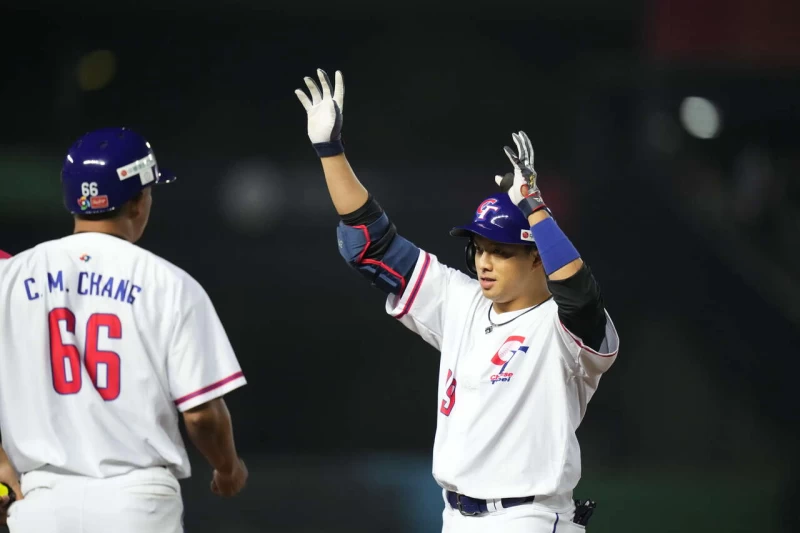 吳念庭悍創運動行銷提供