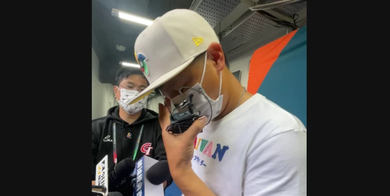 陳禹勳哽噎。記者劉峻誠攝