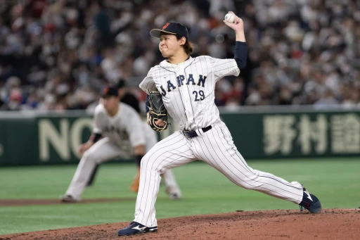 日本左投宮城大弥硬是吃下最後5局。法新社