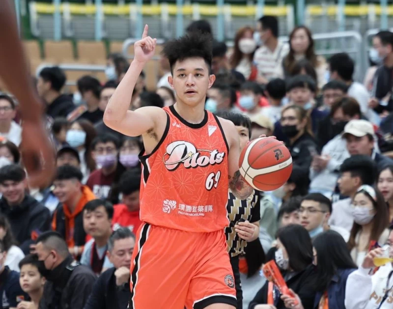盧峻翔繳出個人PLG得分新高貢獻30分6籃板4助攻。官方提供