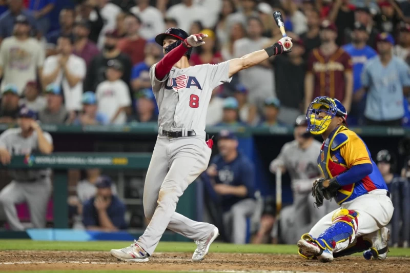費城人游擊手透納(Trea Turner)的4分滿貫砲。法新社