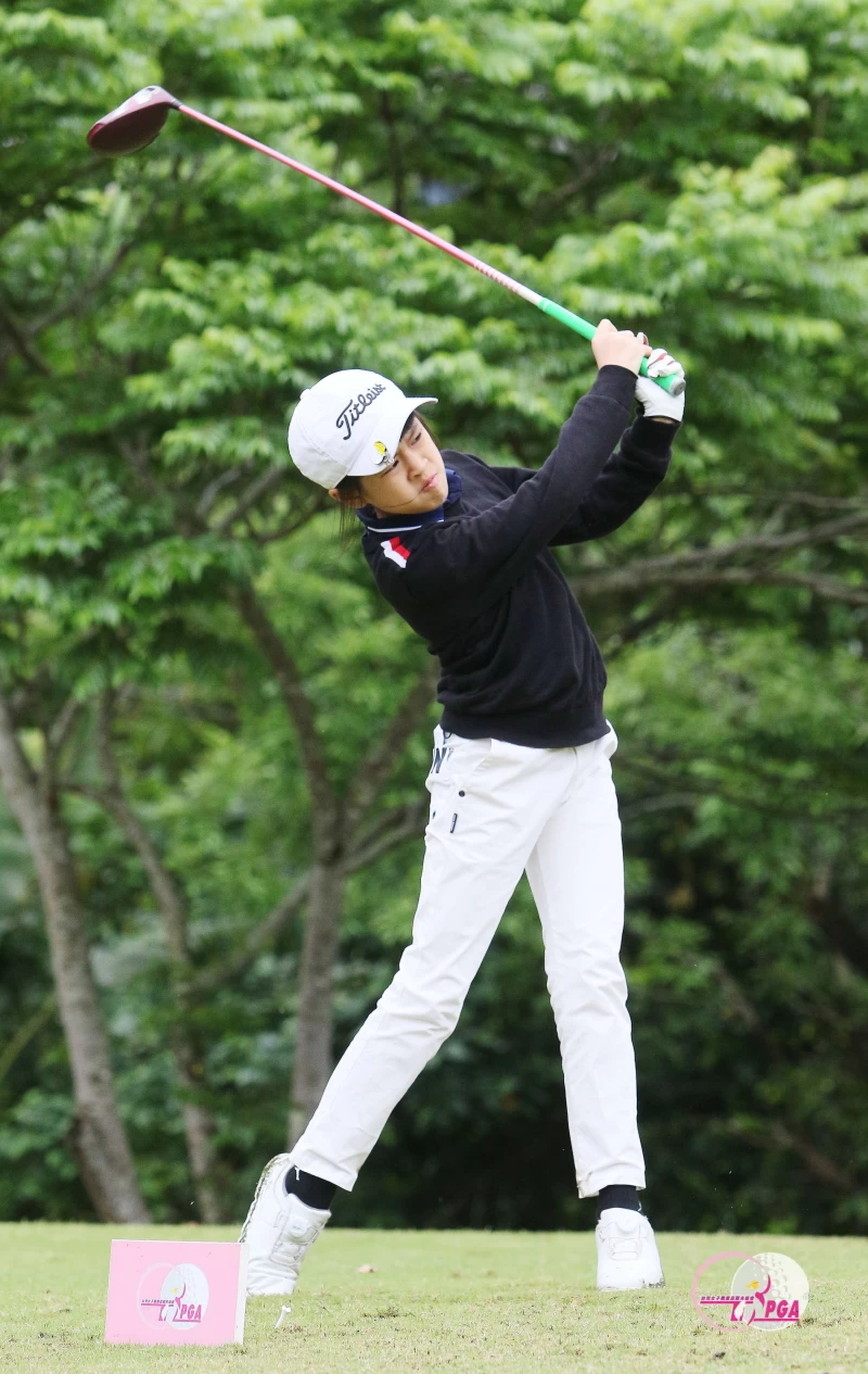 女子D組　張云馨87桿暫居領先。官方提供