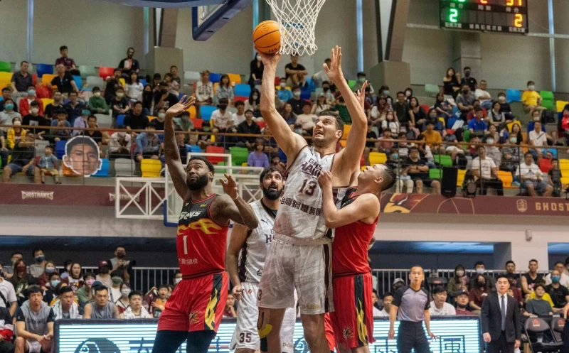 台鋼獵鷹確定以第二名晉級季後賽。官方提供