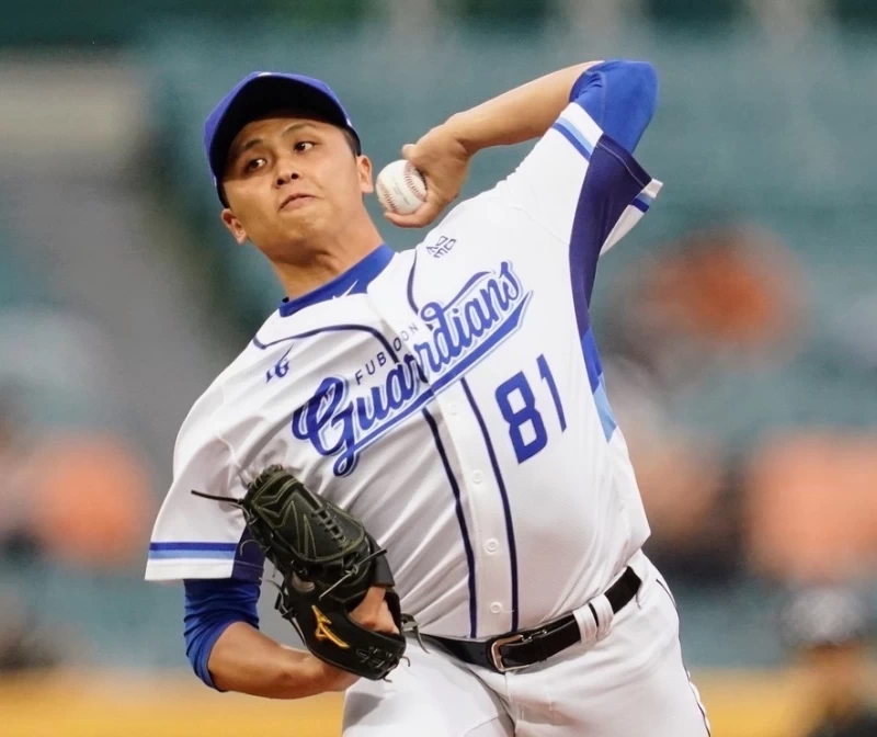 陳仕朋本季月薪為33萬。官方提供