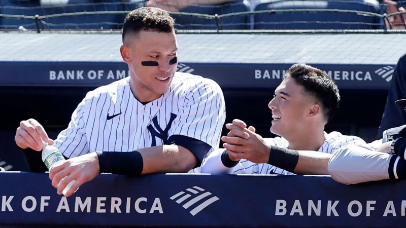 賈吉(Aaron Judge)送紐約洋基菜鳥游擊手沃爾佩(Anthony Volpe)PS5。摘自推特